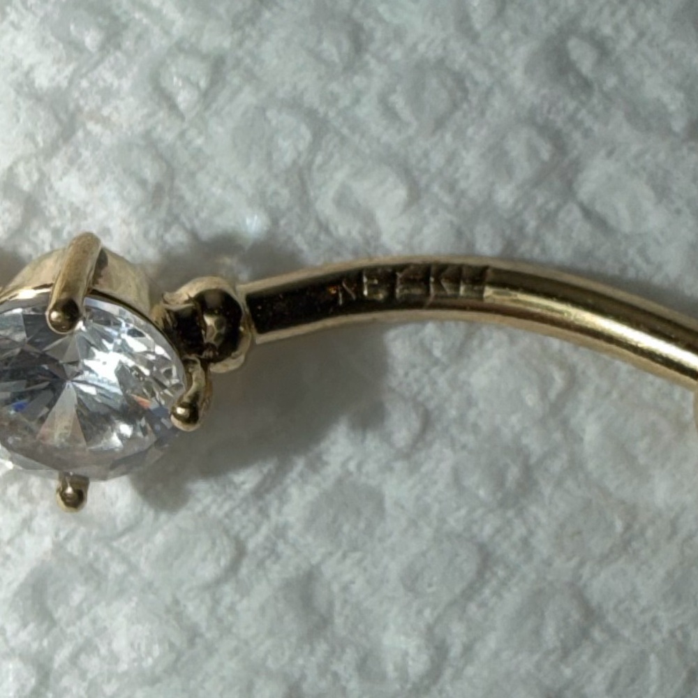 JEWELRY BOUTIQUE | Real Gold Belly Ring - Picture 4 of 4